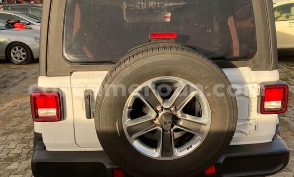 Buy Import Jeep Wrangler White Car in Douala in Littoral Cameroon Buy Import Jeep Wrangler White Car in Douala in Littoral Cameroon