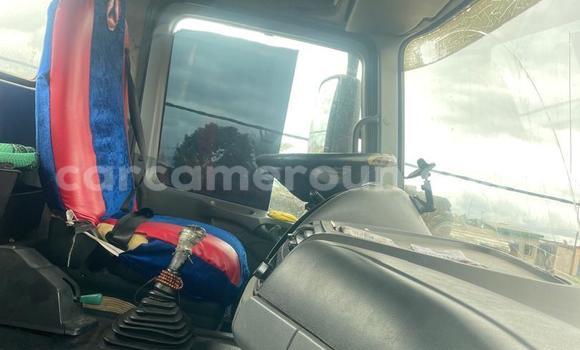 Buy Used Mercedes‒Benz Truck White Truck in Douala in Littoral Cameroon Buy Used Mercedes‒Benz Truck White Truck in Douala in Littoral Cameroon