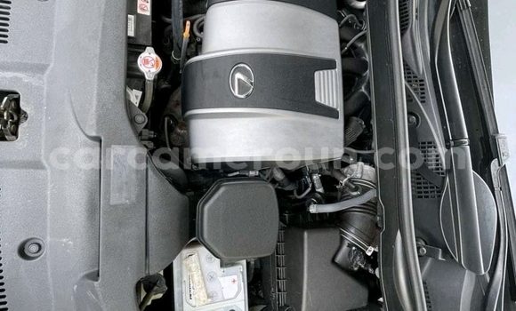 Sayi Imported Lexus RX 350 White Mota in Douala a Ƙasar Kamaru