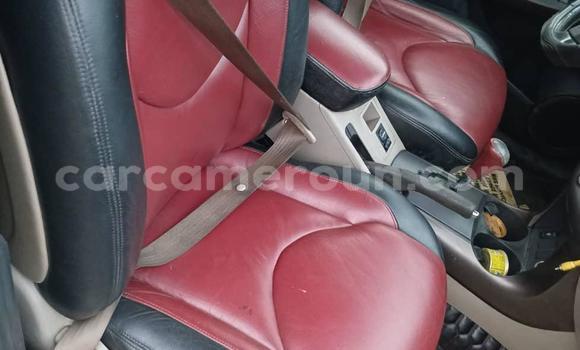 Buy Used Toyota Vanguard White Car in Douala in Littoral Cameroon Buy Used Toyota Vanguard White Car in Douala in Littoral Cameroon