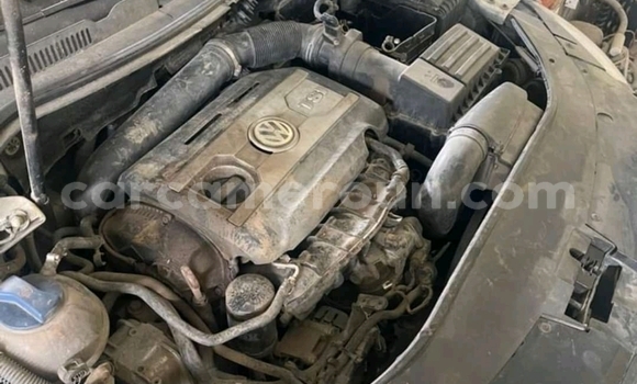 Sayi Na hannu Volkswagen Passat M Mota in Douala a Ƙasar Kamaru Sayi Na hannu Volkswagen Passat M Mota in Douala a Ƙasar Kamaru