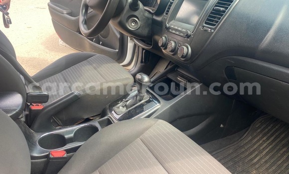 Buy Used Kia Optima White Car in Douala in Littoral Cameroon Buy Used Kia Optima White Car in Douala in Littoral Cameroon