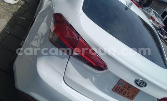 Buy Used Kia Optima White Car in Douala in Littoral Cameroon Buy Used Kia Optima White Car in Douala in Littoral Cameroon