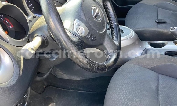 Sayi Imported Nissan Juke Azurfa Mota in Douala a Ƙasar Kamaru Sayi Imported Nissan Juke Azurfa Mota in Douala a Ƙasar Kamaru