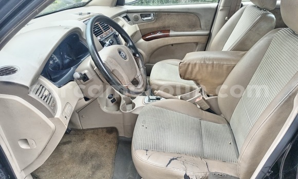 Sayi Na hannu Kia Sportage Black Mota in Douala a Ƙasar Kamaru Sayi Na hannu Kia Sportage Black Mota in Douala a Ƙasar Kamaru