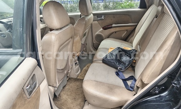 Sayi Na hannu Kia Sportage Black Mota in Douala a Ƙasar Kamaru Sayi Na hannu Kia Sportage Black Mota in Douala a Ƙasar Kamaru