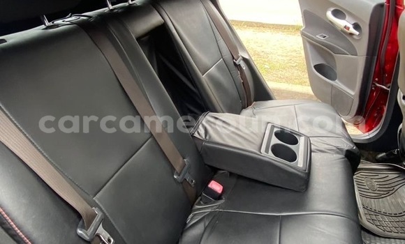 Sayi Imported Toyota Auris Red Mota in Douala a Ƙasar Kamaru Sayi Imported Toyota Auris Red Mota in Douala a Ƙasar Kamaru
