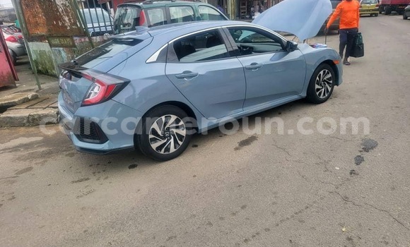 Sayi Sabo Honda Civic Sauran Mota in Douala a Ƙasar Kamaru Sayi Sabo Honda Civic Sauran Mota in Douala a Ƙasar Kamaru