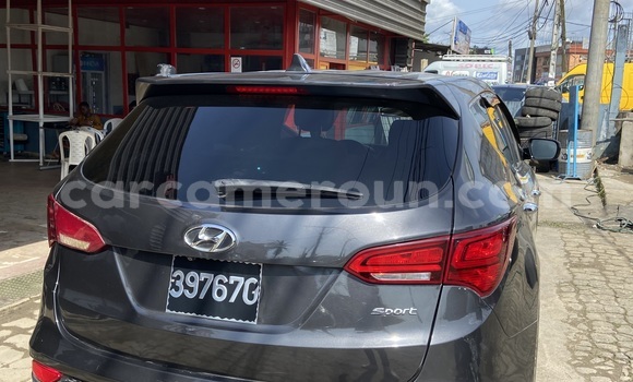 Sayi Imported Hyundai Santa Fe Sauran Mota in Douala a Ƙasar Kamaru Sayi Imported Hyundai Santa Fe Sauran Mota in Douala a Ƙasar Kamaru
