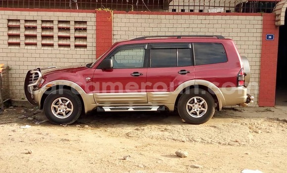Sayi Na hannu Mitsubishi Montero Red Mota in Yaounde a Babban Kamaru