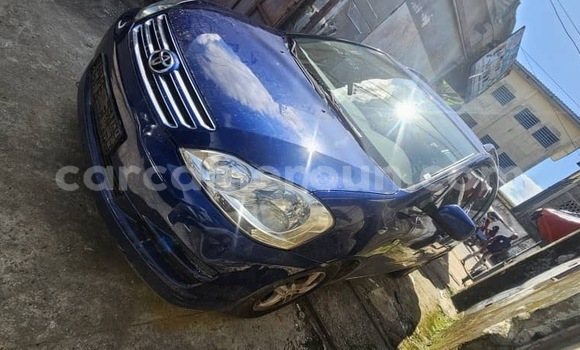 Buy Import Toyota Avensis Blue Car in Douala in Littoral Cameroon Buy Import Toyota Avensis Blue Car in Douala in Littoral Cameroon
