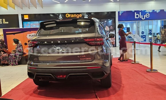 Sayi Sabo Geely Beauty Leopard Azurfa Mota in Yaounde a Babban Kamaru Sayi Sabo Geely Beauty Leopard Azurfa Mota in Yaounde a Babban Kamaru