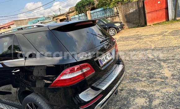 Acheter Occasion Voiture Mercedes‒Benz ML–Class Noir à Douala, Littoral Cameroon Acheter Occasion Voiture Mercedes‒Benz ML–Class Noir à Douala, Littoral Cameroon