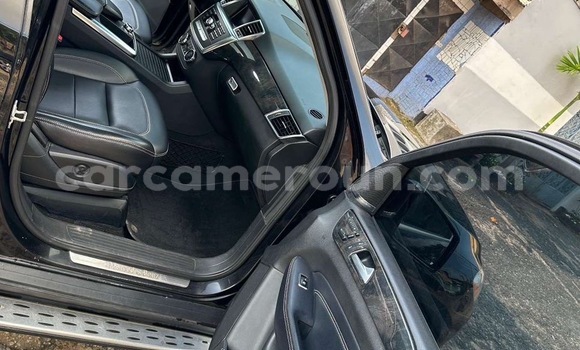 Acheter Occasion Voiture Mercedes‒Benz ML–Class Noir à Douala, Littoral Cameroon Acheter Occasion Voiture Mercedes‒Benz ML–Class Noir à Douala, Littoral Cameroon