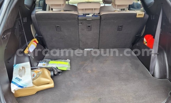 Sayi Imported Hyundai Santa Fe Black Mota in Douala a Ƙasar Kamaru Sayi Imported Hyundai Santa Fe Black Mota in Douala a Ƙasar Kamaru