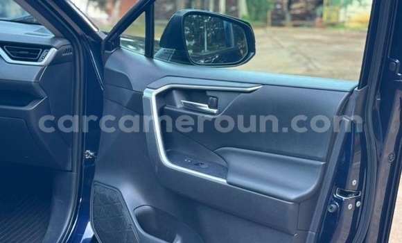 Acheter Neuf Voiture Toyota RAV4 Autre à Yaoundé, Central Cameroon Acheter Neuf Voiture Toyota RAV4 Autre à Yaoundé, Central Cameroon