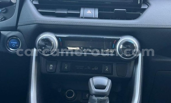 Acheter Neuf Voiture Toyota RAV4 Autre à Yaoundé, Central Cameroon Acheter Neuf Voiture Toyota RAV4 Autre à Yaoundé, Central Cameroon