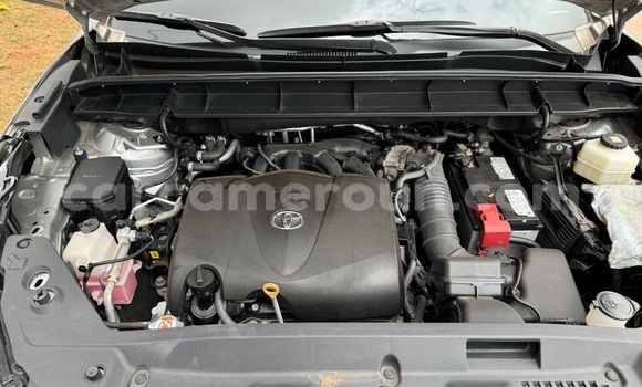 Acheter Neuf Voiture Toyota Highlander Autre à Yaoundé, Central Cameroon Acheter Neuf Voiture Toyota Highlander Autre à Yaoundé, Central Cameroon