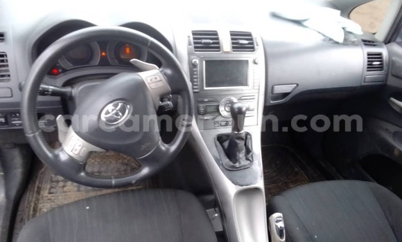 Sayi Na hannu Toyota Auris Sauran Mota in Douala a Ƙasar Kamaru Sayi Na hannu Toyota Auris Sauran Mota in Douala a Ƙasar Kamaru