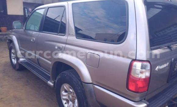 Sayi Na hannu Toyota 4Runner Sauran Mota in Douala a Ƙasar Kamaru Sayi Na hannu Toyota 4Runner Sauran Mota in Douala a Ƙasar Kamaru
