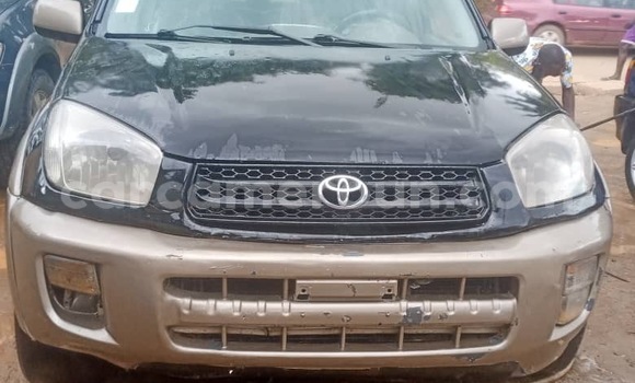 Sayi Na hannu Toyota RAV4 Sauran Mota in Douala a Ƙasar Kamaru Sayi Na hannu Toyota RAV4 Sauran Mota in Douala a Ƙasar Kamaru