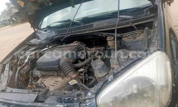 Sayi Na hannu Toyota RAV4 Sauran Mota in Douala a Ƙasar Kamaru Sayi Na hannu Toyota RAV4 Sauran Mota in Douala a Ƙasar Kamaru