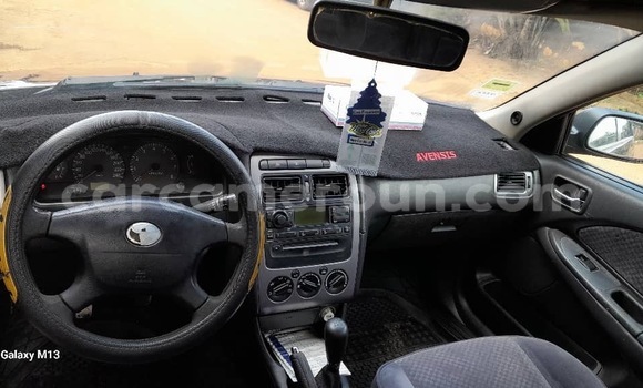 Sayi Sabo Toyota Avensis Black Mota in Yaounde a Babban Kamaru Sayi Sabo Toyota Avensis Black Mota in Yaounde a Babban Kamaru