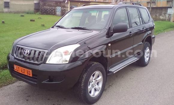 Sayi Na hannu Toyota Prado Black Mota in Douala a Ƙasar Kamaru Sayi Na hannu Toyota Prado Black Mota in Douala a Ƙasar Kamaru
