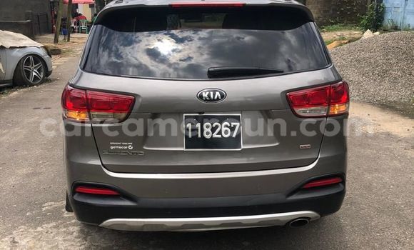 Acheter Occasion Voiture Kia Sorento Gris à Douala, Littoral Cameroon Acheter Occasion Voiture Kia Sorento Gris à Douala, Littoral Cameroon