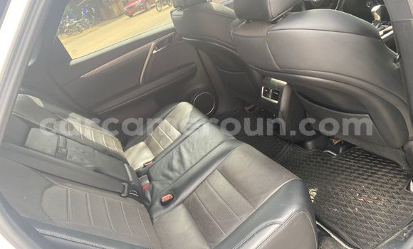 Acheter Import Voiture Lexus RX 350 Blanc à Douala, Littoral Cameroon Acheter Import Voiture Lexus RX 350 Blanc à Douala, Littoral Cameroon