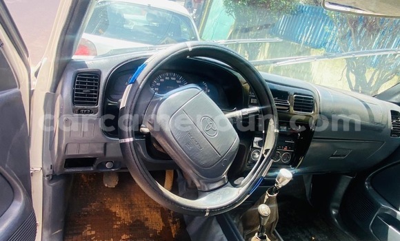 Buy Used Toyota Hilux White Car in Yaounde in Central Cameroon Buy Used Toyota Hilux White Car in Yaounde in Central Cameroon