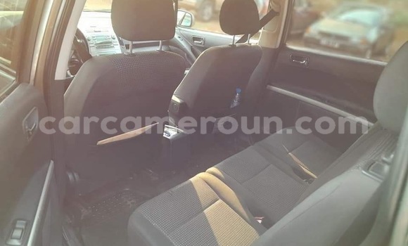 Sayi Na hannu Toyota Corolla Verso Sauran Mota in Yaounde a Babban Kamaru Sayi Na hannu Toyota Corolla Verso Sauran Mota in Yaounde a Babban Kamaru