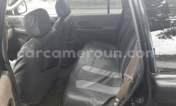 Sayi Na hannu Mitsubishi Montero Black Mota in Douala a Ƙasar Kamaru Sayi Na hannu Mitsubishi Montero Black Mota in Douala a Ƙasar Kamaru