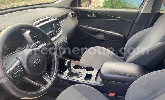 Buy Used Kia Sorento Silver Car in Douala in Littoral Cameroon Buy Used Kia Sorento Silver Car in Douala in Littoral Cameroon