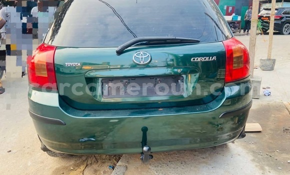 Sayi Sabo Toyota Corolla Green Mota in Douala a Ƙasar Kamaru