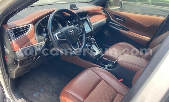 Buy New Toyota Harrier White Car in Douala in Littoral Cameroon Buy New Toyota Harrier White Car in Douala in Littoral Cameroon