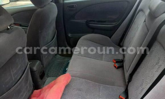 Sayi Na hannu Toyota Avensis Azurfa Mota in Douala a Ƙasar Kamaru Sayi Na hannu Toyota Avensis Azurfa Mota in Douala a Ƙasar Kamaru