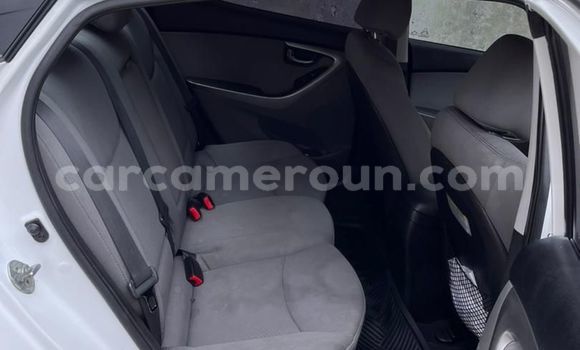 Acheter Occasion Voiture Hyundai Elantra Blanc à Douala, Littoral Cameroon Acheter Occasion Voiture Hyundai Elantra Blanc à Douala, Littoral Cameroon