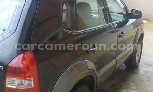 Acheter Occasion Voiture Hyundai Tucson Noir à Yaoundé, Central Cameroon Acheter Occasion Voiture Hyundai Tucson Noir à Yaoundé, Central Cameroon