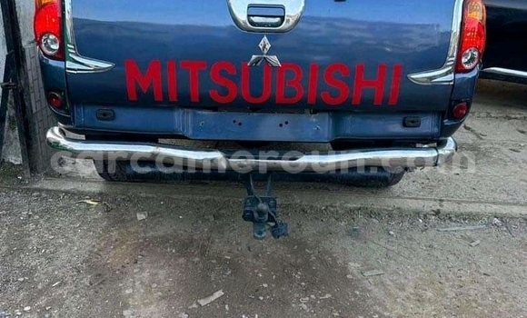 Sayi Imported Mitsubishi L200 Azurfa Mota in Douala a Ƙasar Kamaru Sayi Imported Mitsubishi L200 Azurfa Mota in Douala a Ƙasar Kamaru