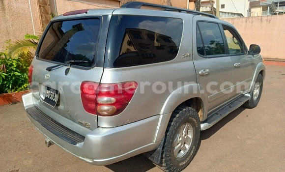 Sayi Sabo Toyota Sequoia Sauran Mota in Yaounde a Babban Kamaru