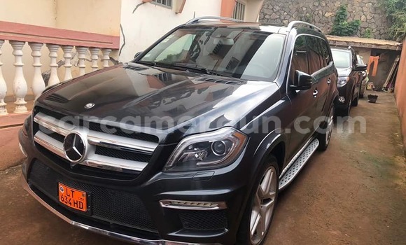 Sayi Na hannu Mercedes‒Benz GL–Class Black Mota in Yaounde a Babban Kamaru