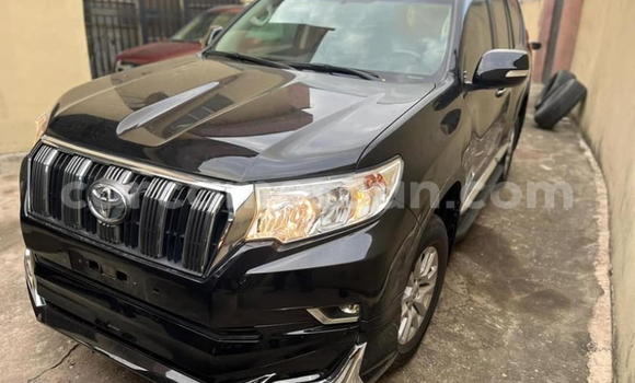 Sayi Sabo Toyota Prado Black Mota in Yaounde a Babban Kamaru