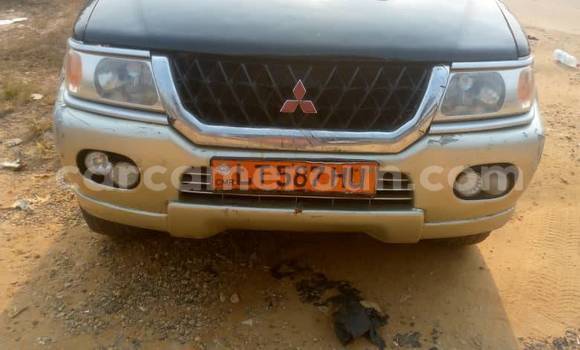 Buy Used Mitsubishi Pajero Black Car in Douala in Littoral Cameroon