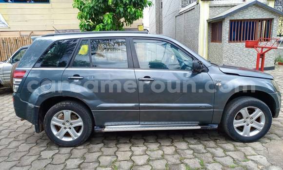 Sayi Na hannu Suzuki Grand Vitara Sauran Mota in Douala a Ƙasar Kamaru