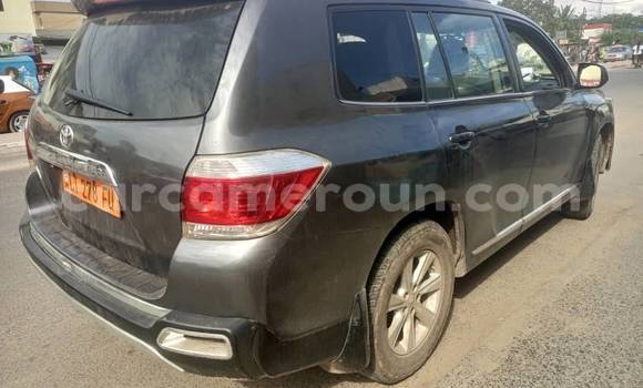 Buy Used Toyota Highlander Other Car in Douala in Littoral Cameroon Buy Used Toyota Highlander Other Car in Douala in Littoral Cameroon