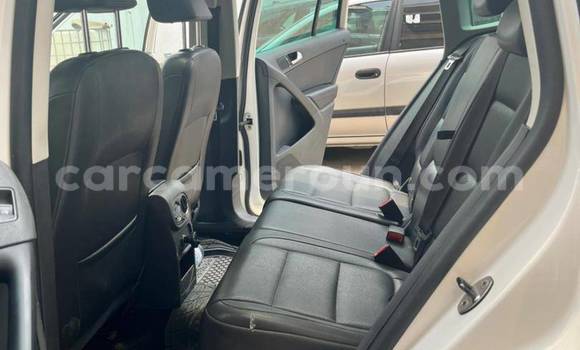 Acheter Occasion Voiture Volkswagen Tiguan Blanc à Douala, Littoral Cameroon Acheter Occasion Voiture Volkswagen Tiguan Blanc à Douala, Littoral Cameroon