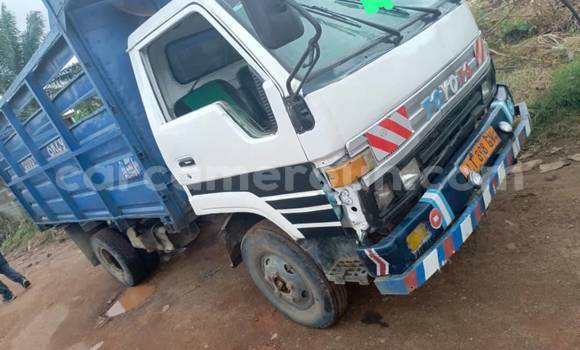 Acheter Occasion Voiture Toyota Dyna Autre à Douala, Littoral Cameroon Acheter Occasion Voiture Toyota Dyna Autre à Douala, Littoral Cameroon