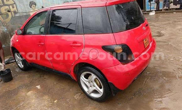 Acheter Occasion Voiture Toyota IST Rouge à Douala, Littoral Cameroon Acheter Occasion Voiture Toyota IST Rouge à Douala, Littoral Cameroon