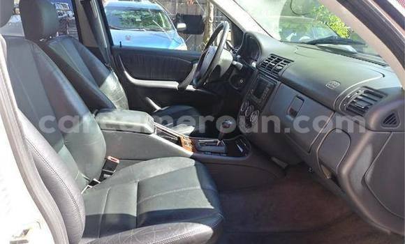 Acheter Occasion Voiture Mercedes‒Benz ML–Class Blanc à Yaoundé, Central Cameroon Acheter Occasion Voiture Mercedes‒Benz ML–Class Blanc à Yaoundé, Central Cameroon